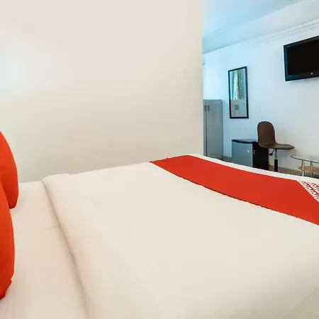 Oyo Hotel Fiesta Grand